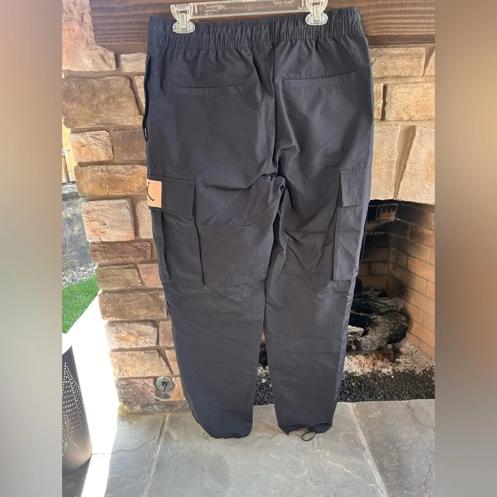 Jordan cargo joggers